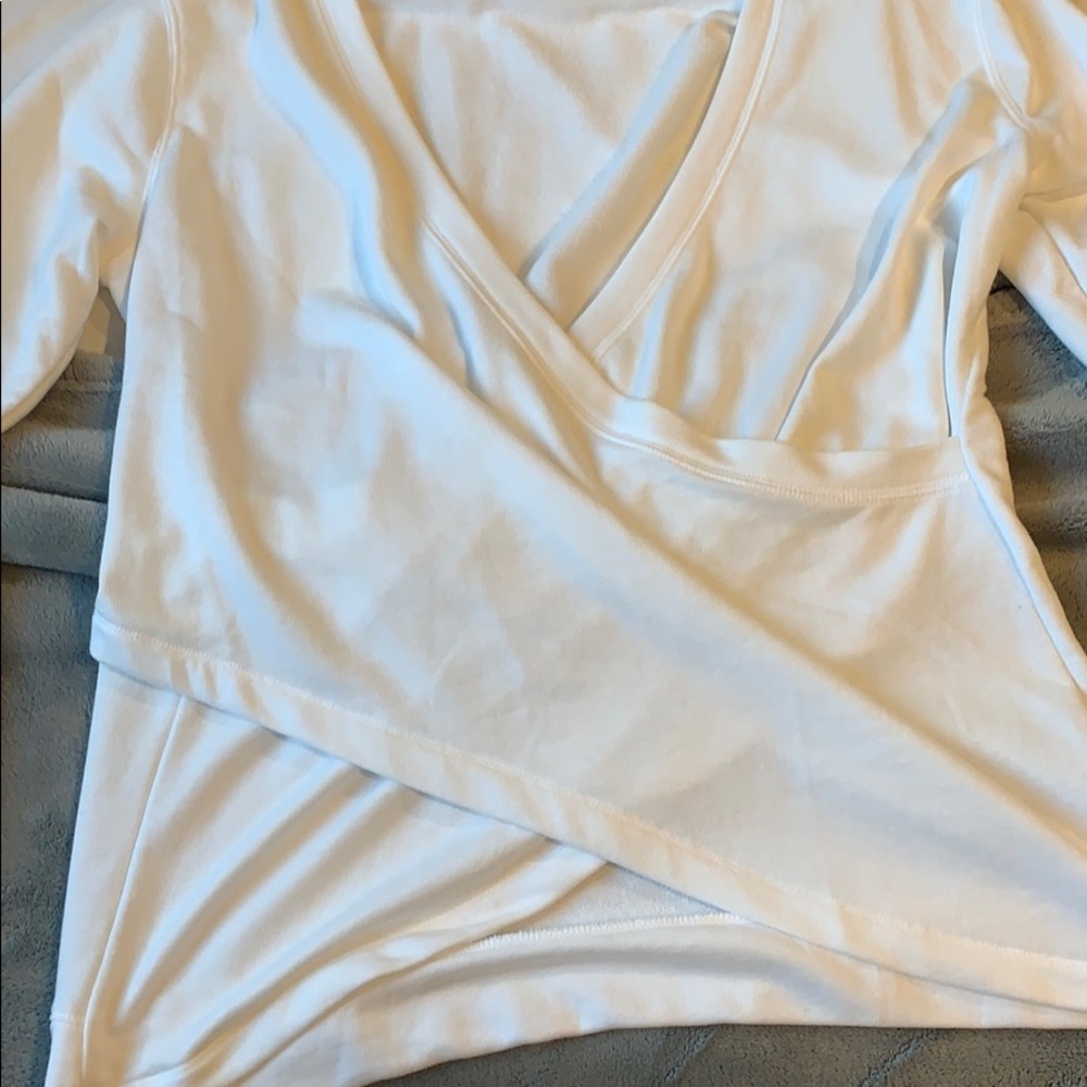 White Sweater - Picture 3 of 3